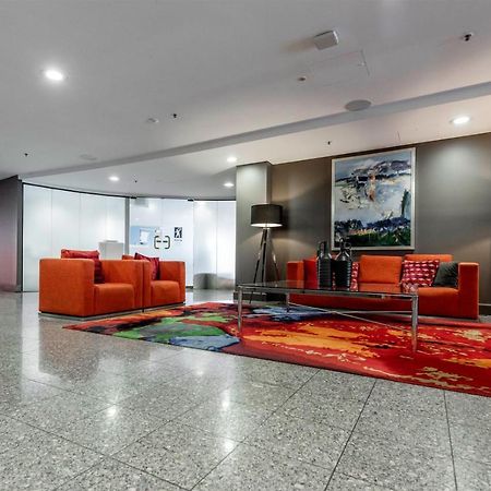2 Beds 2 Baths Apt In Braddon Cbd - Pool, 1 Free Parking, Gym Appartement Canberra Buitenkant foto